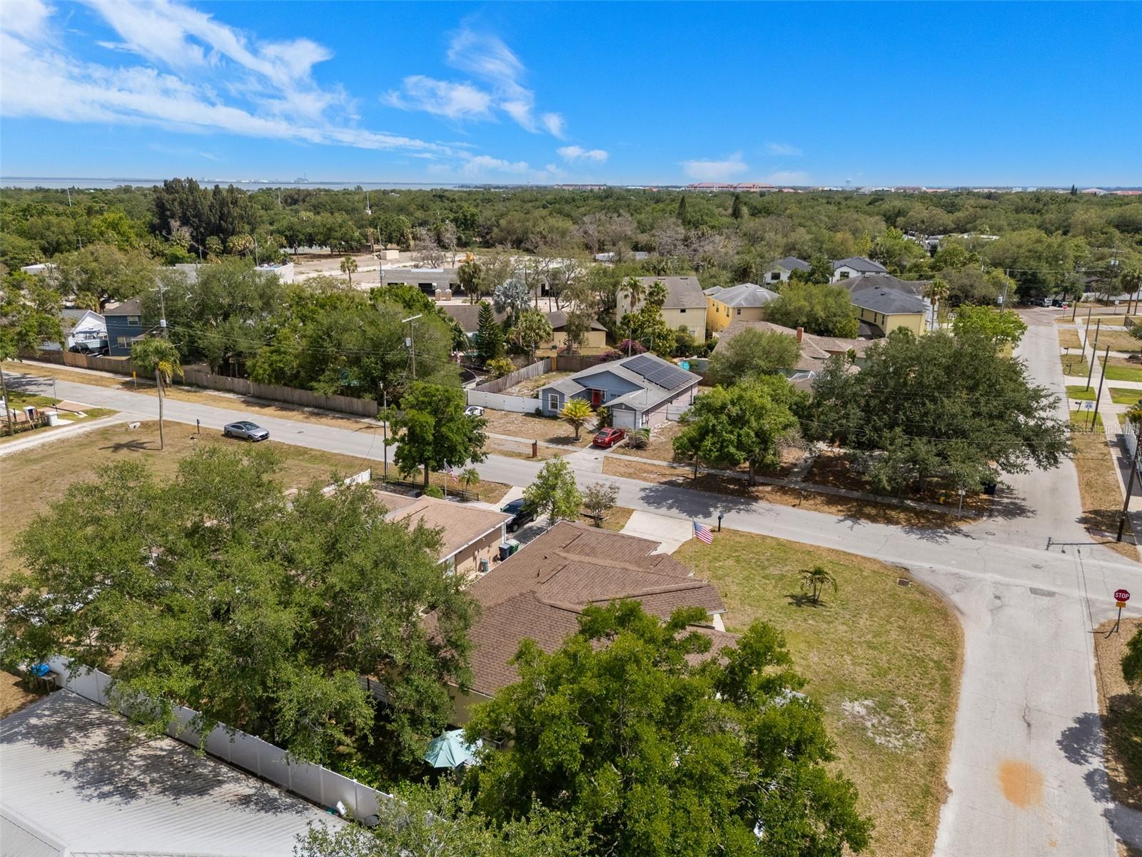 3217 W BAY AVE, TAMPA, FL, 33611