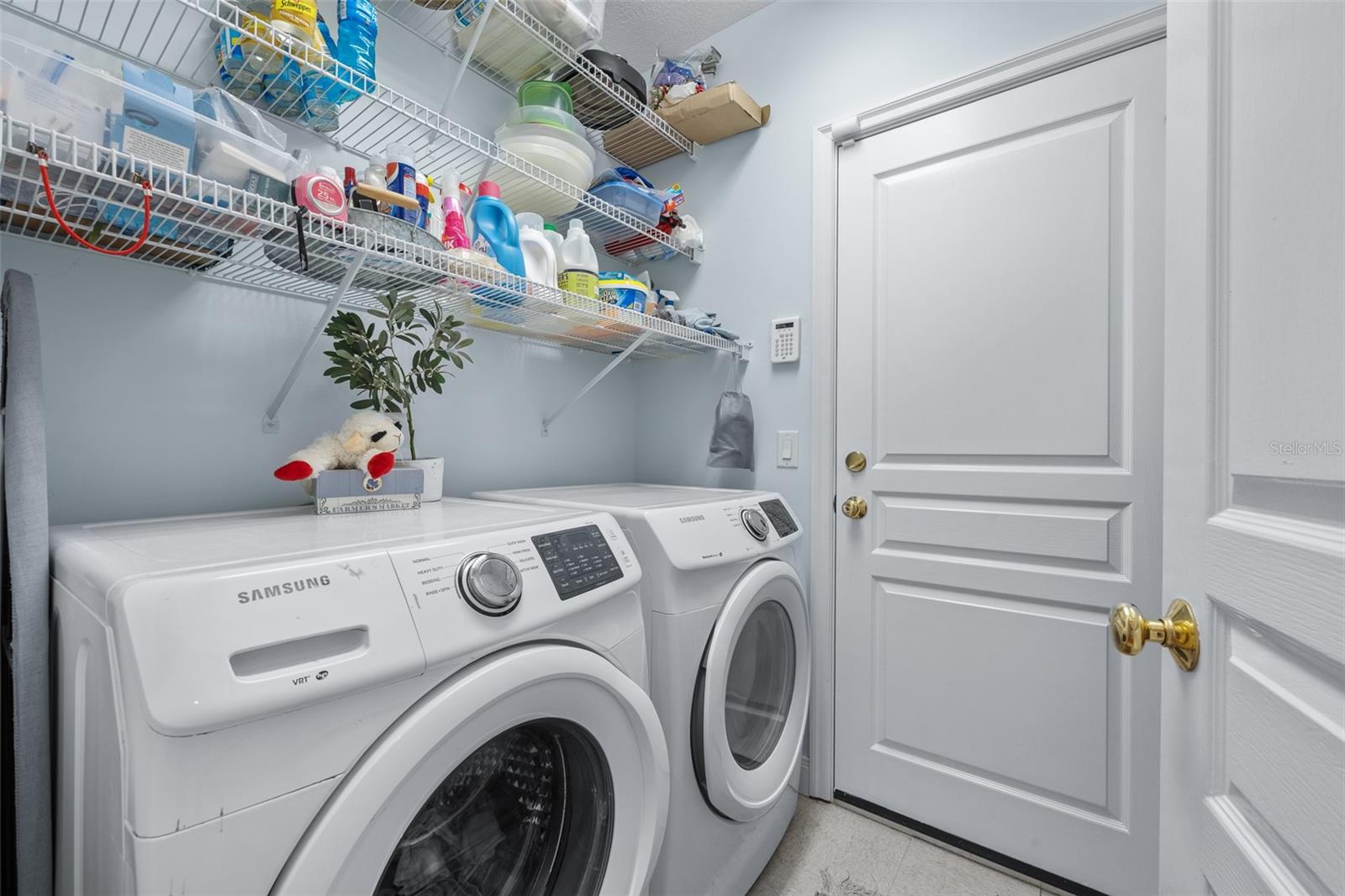 3217 W BAY AVE, TAMPA, FL, 33611