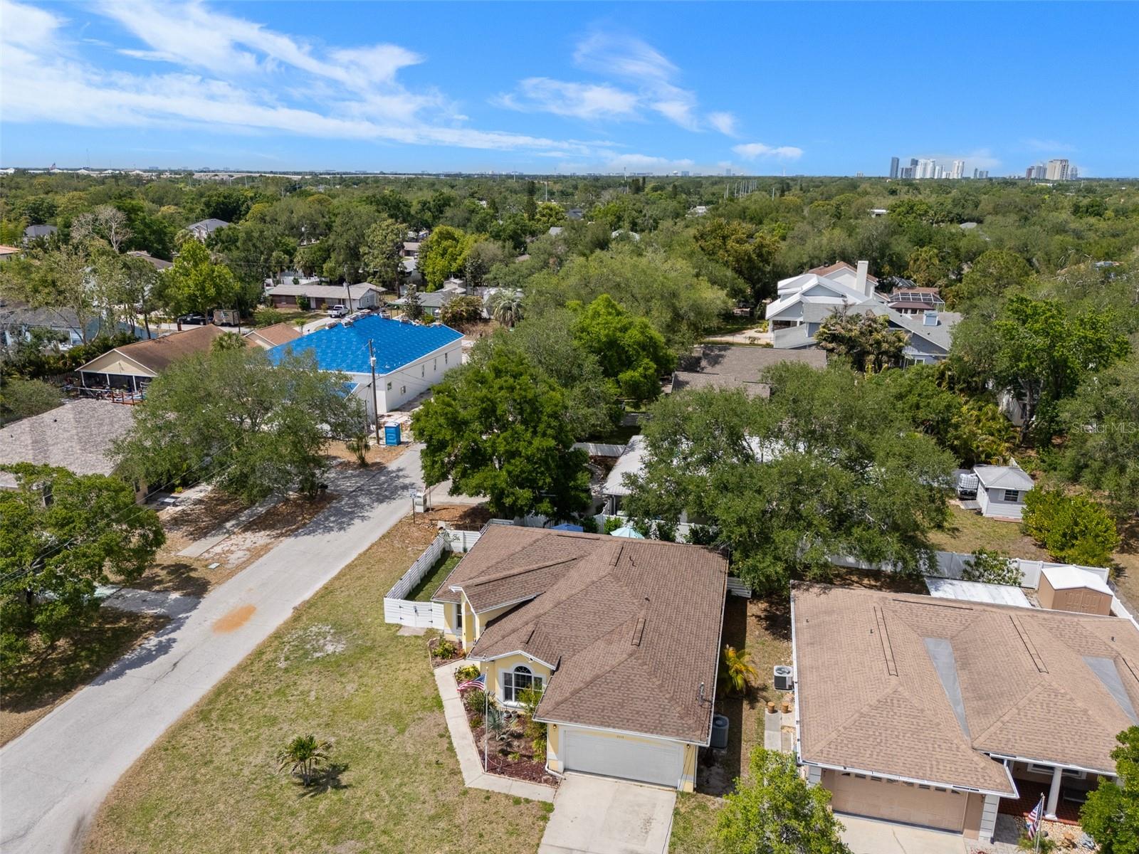 3217 W BAY AVE, TAMPA, FL, 33611