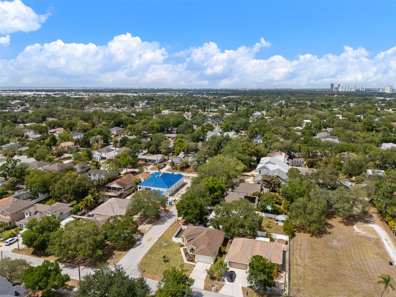 3217 W BAY AVE, TAMPA, FL, 33611