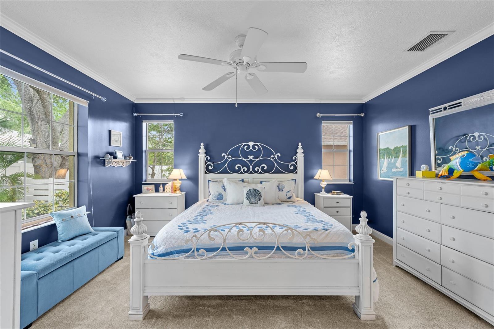 3217 W BAY AVE, TAMPA, FL, 33611