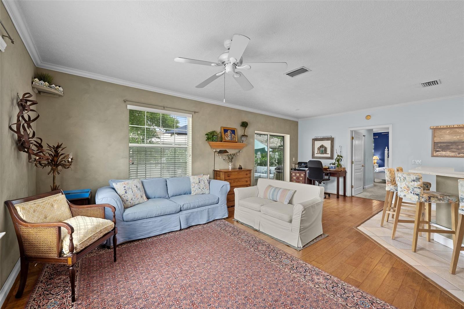 3217 W BAY AVE, TAMPA, FL, 33611