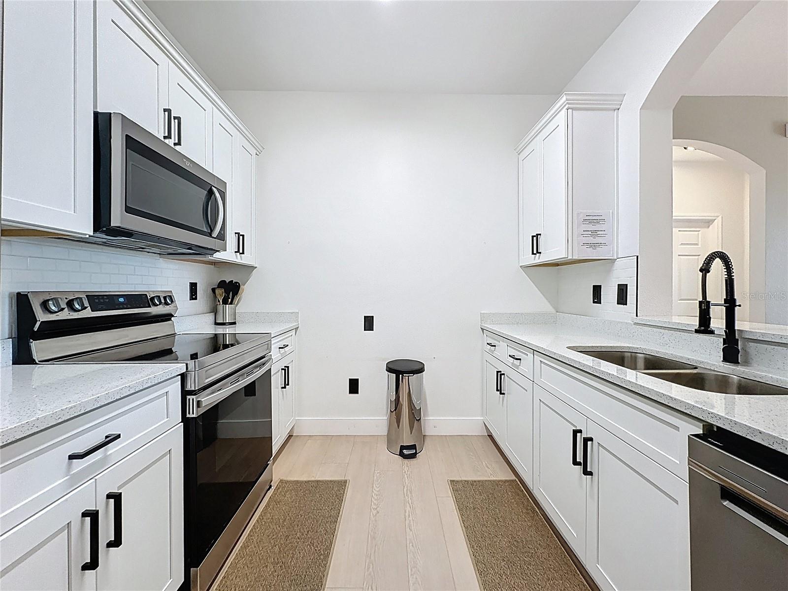 2300 BUTTERFLY PALM WAY #203, KISSIMMEE, FL, 34747