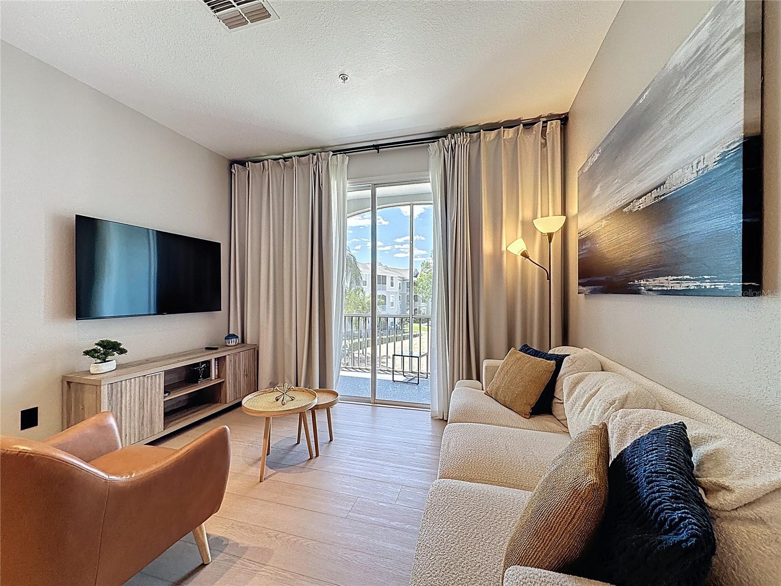 2300 BUTTERFLY PALM WAY #203, KISSIMMEE, FL, 34747