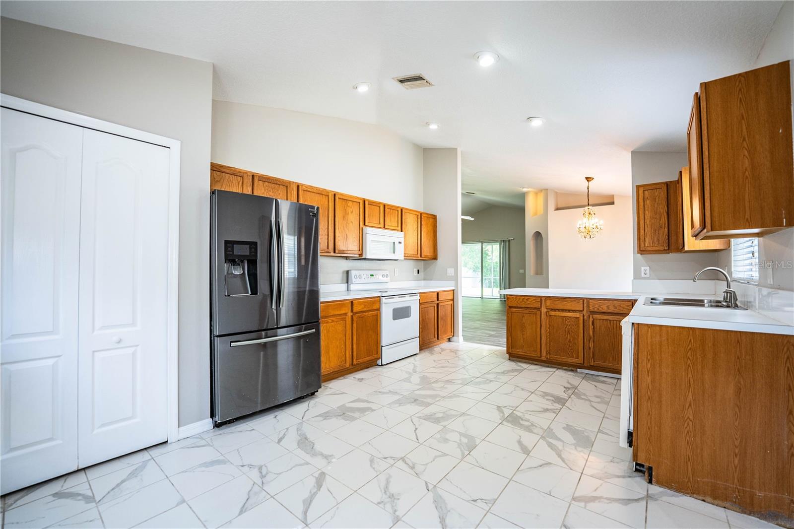 10458 LUCAYA DR, TAMPA, FL, 33647