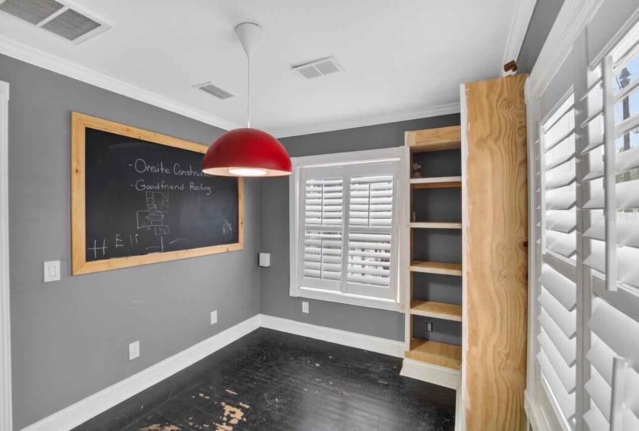 1305 N ARMENIA AVE, TAMPA, FL, 33607