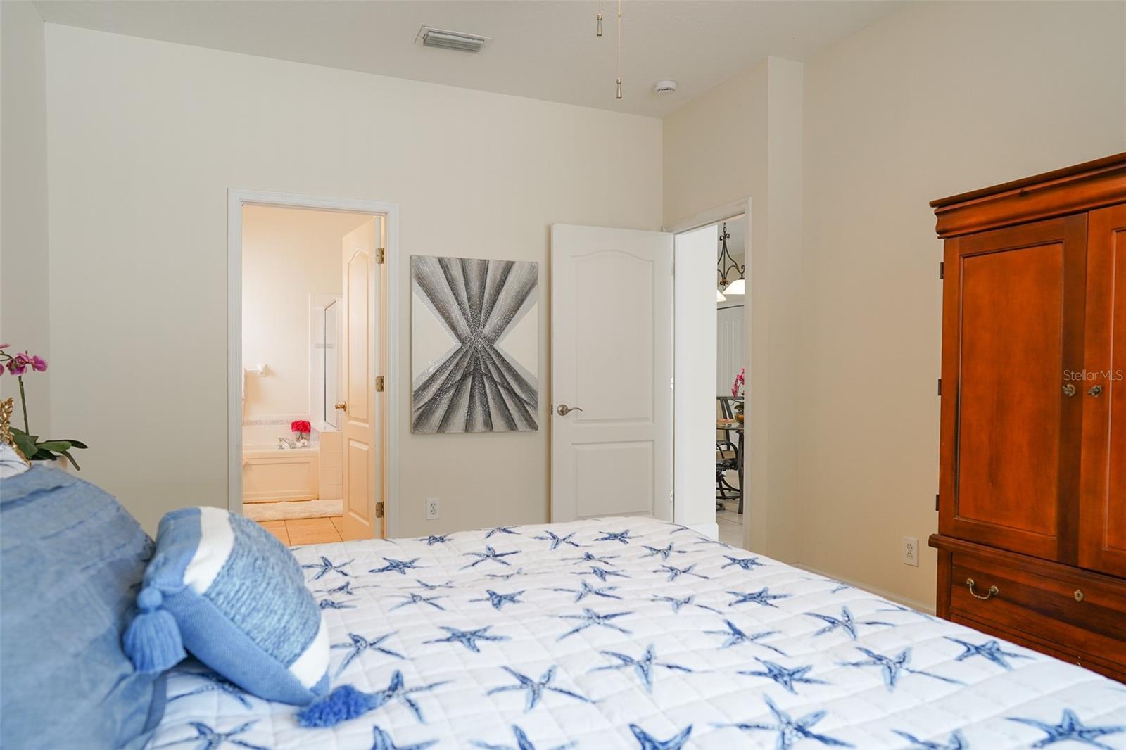 10304 BIRDWATCH DR, TAMPA, FL, 33647