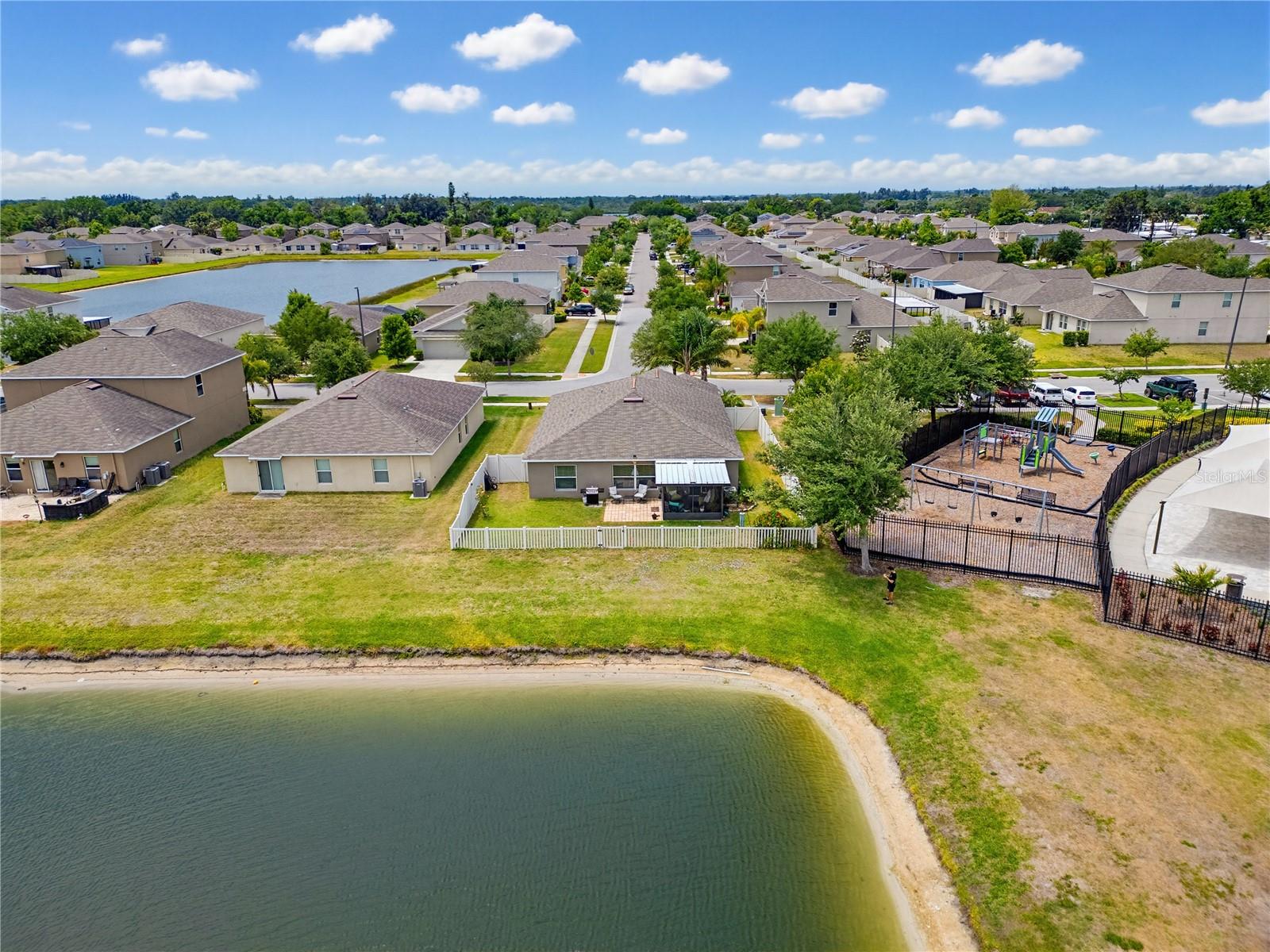 2202 4TH ST SW, RUSKIN, FL, 33570