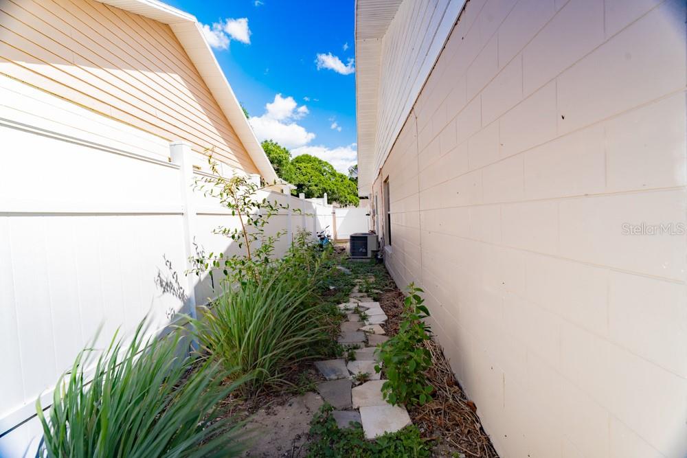 7104 BLUE EARTH CT, ORLANDO, FL, 32818