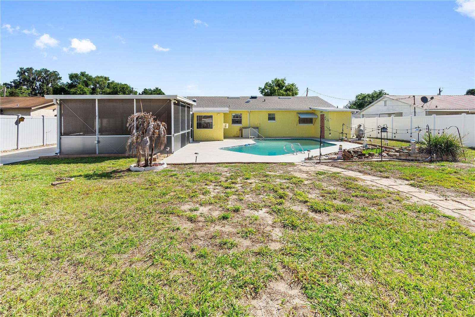 644 E CENTRAL AVE, EAGLE LAKE, FL, 33839