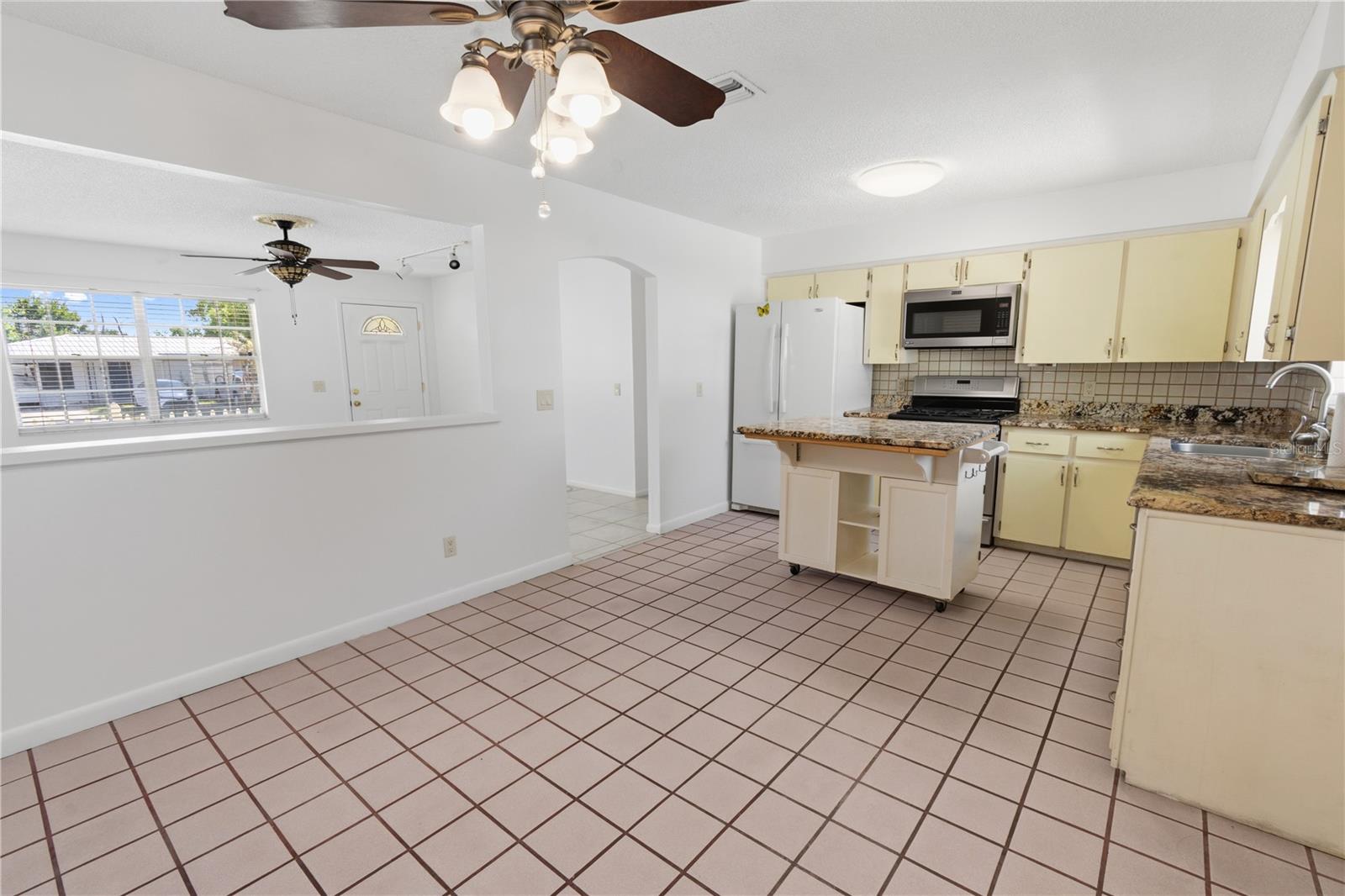 644 E CENTRAL AVE, EAGLE LAKE, FL, 33839