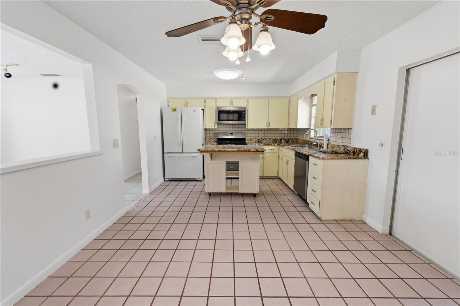 644 E CENTRAL AVE, EAGLE LAKE, FL, 33839