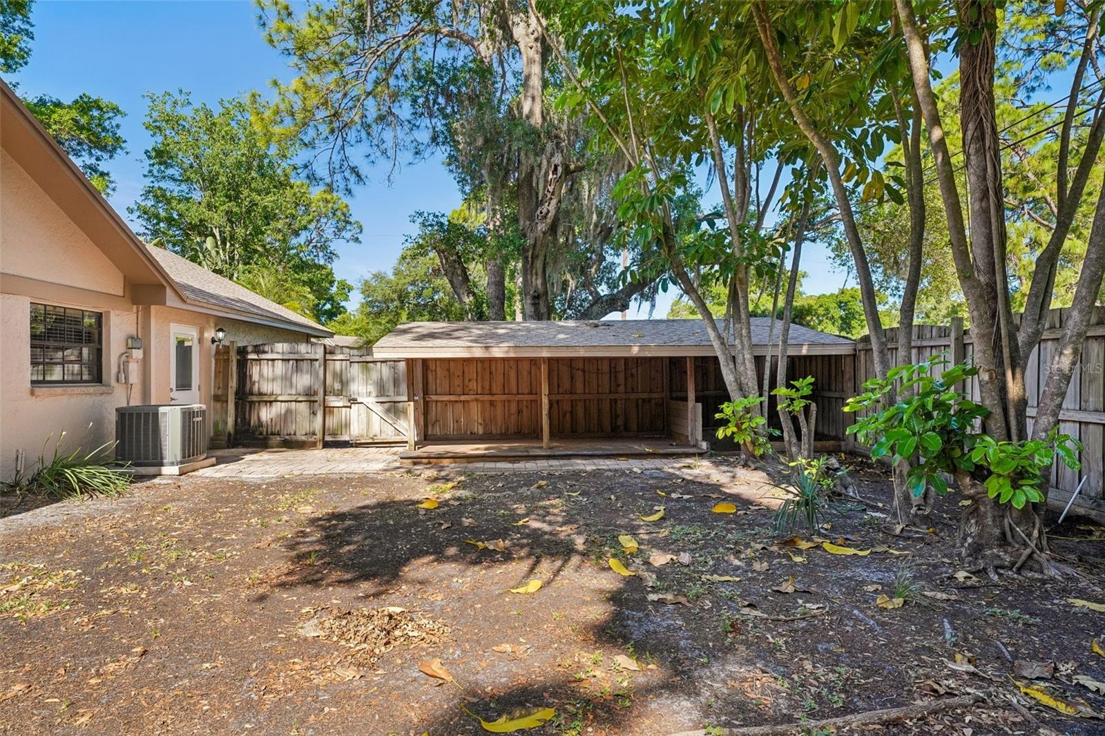 8315 TERRACEWOOD CIR, TAMPA, FL, 33615