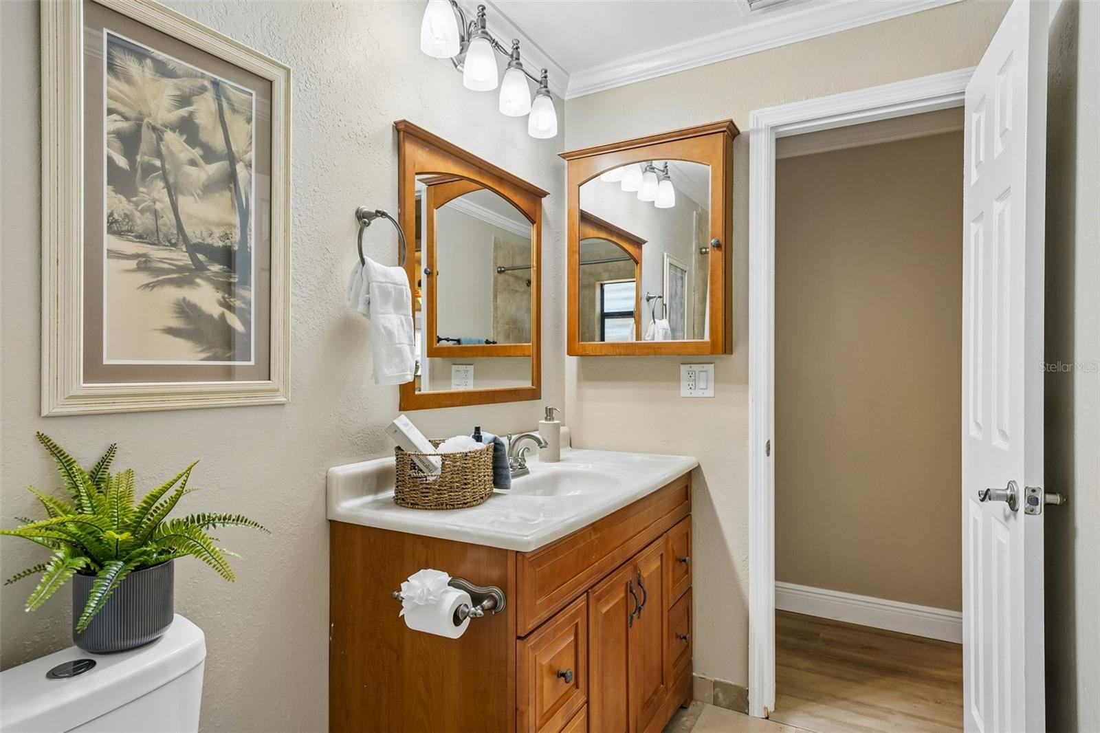 8315 TERRACEWOOD CIR, TAMPA, FL, 33615