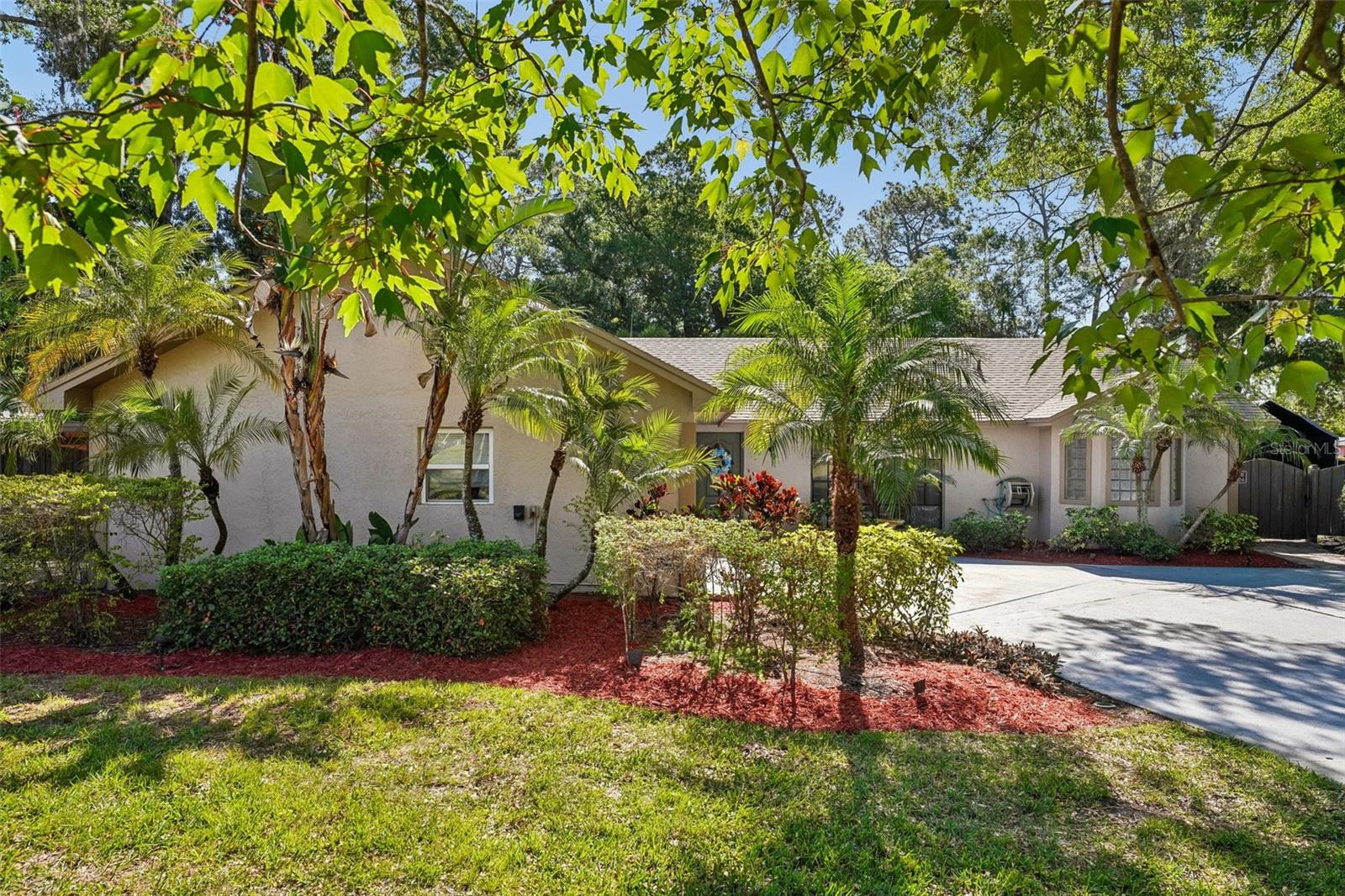 8315 TERRACEWOOD CIR, TAMPA, FL, 33615