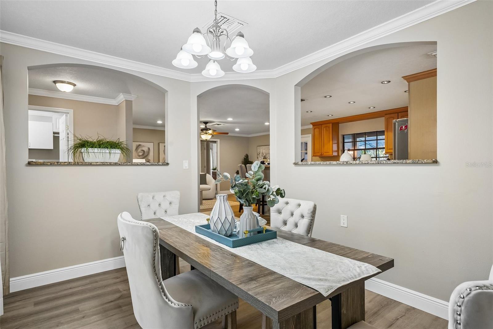 8315 TERRACEWOOD CIR, TAMPA, FL, 33615