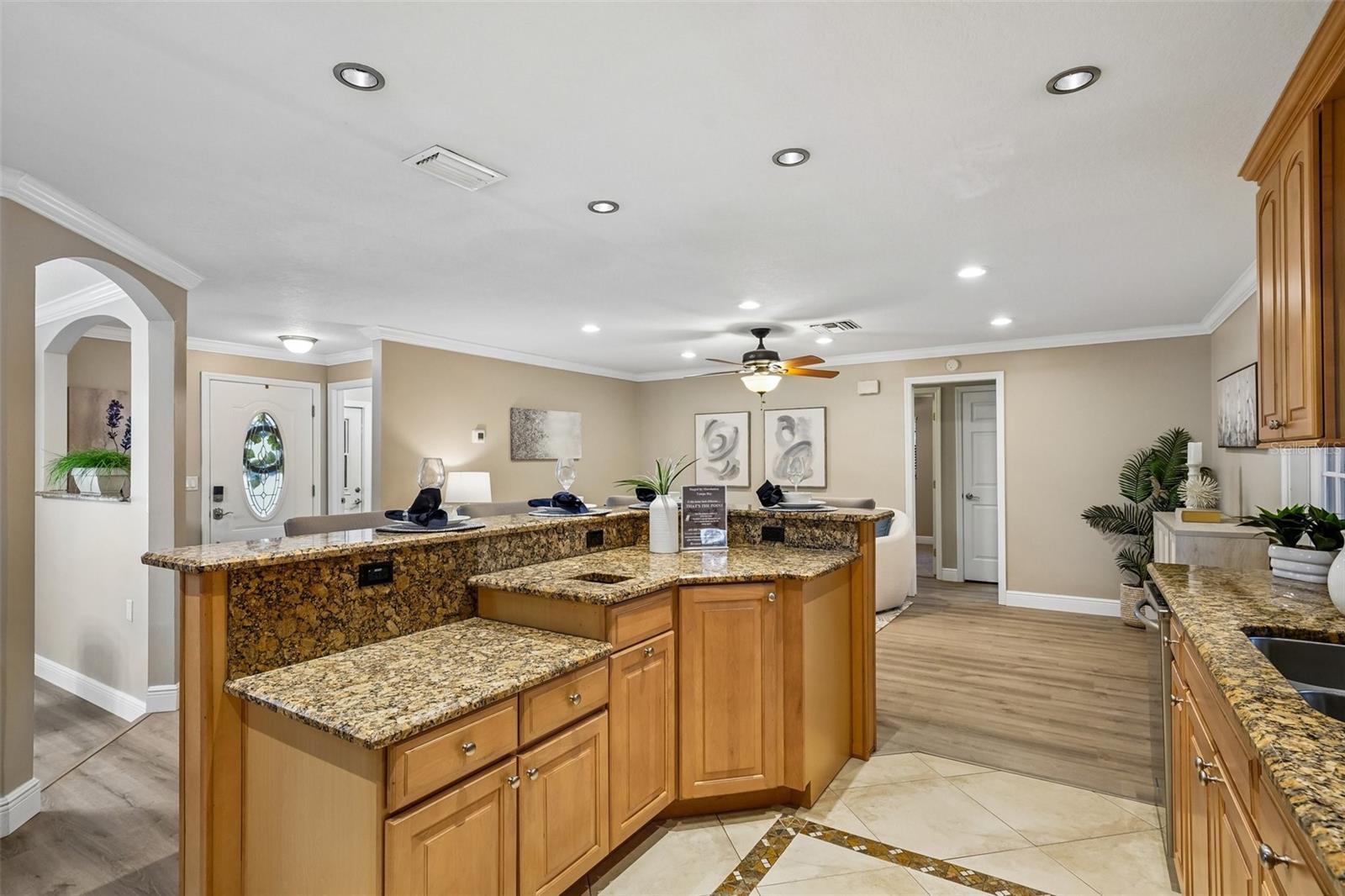 8315 TERRACEWOOD CIR, TAMPA, FL, 33615