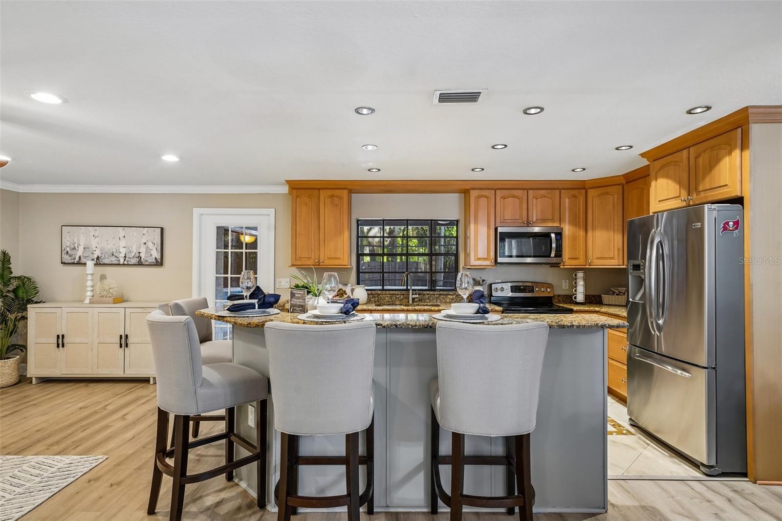 8315 TERRACEWOOD CIR, TAMPA, FL, 33615