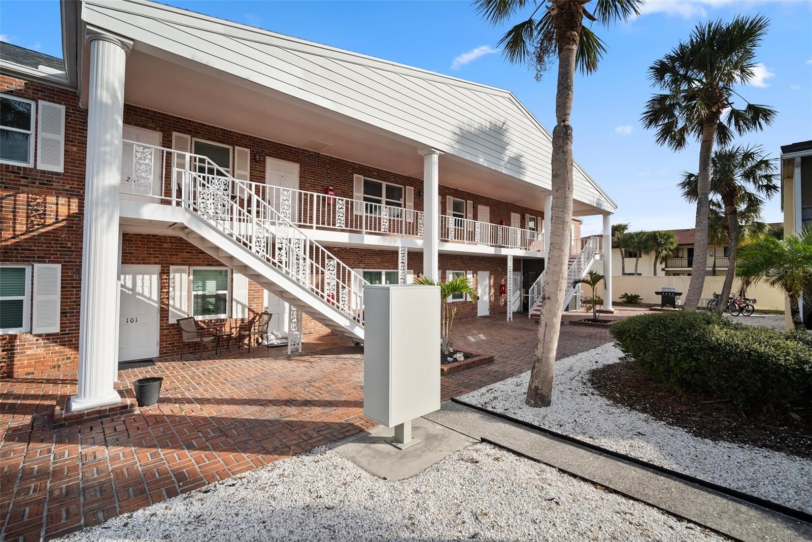 380 BASE AVE E #202, VENICE, FL, 34285