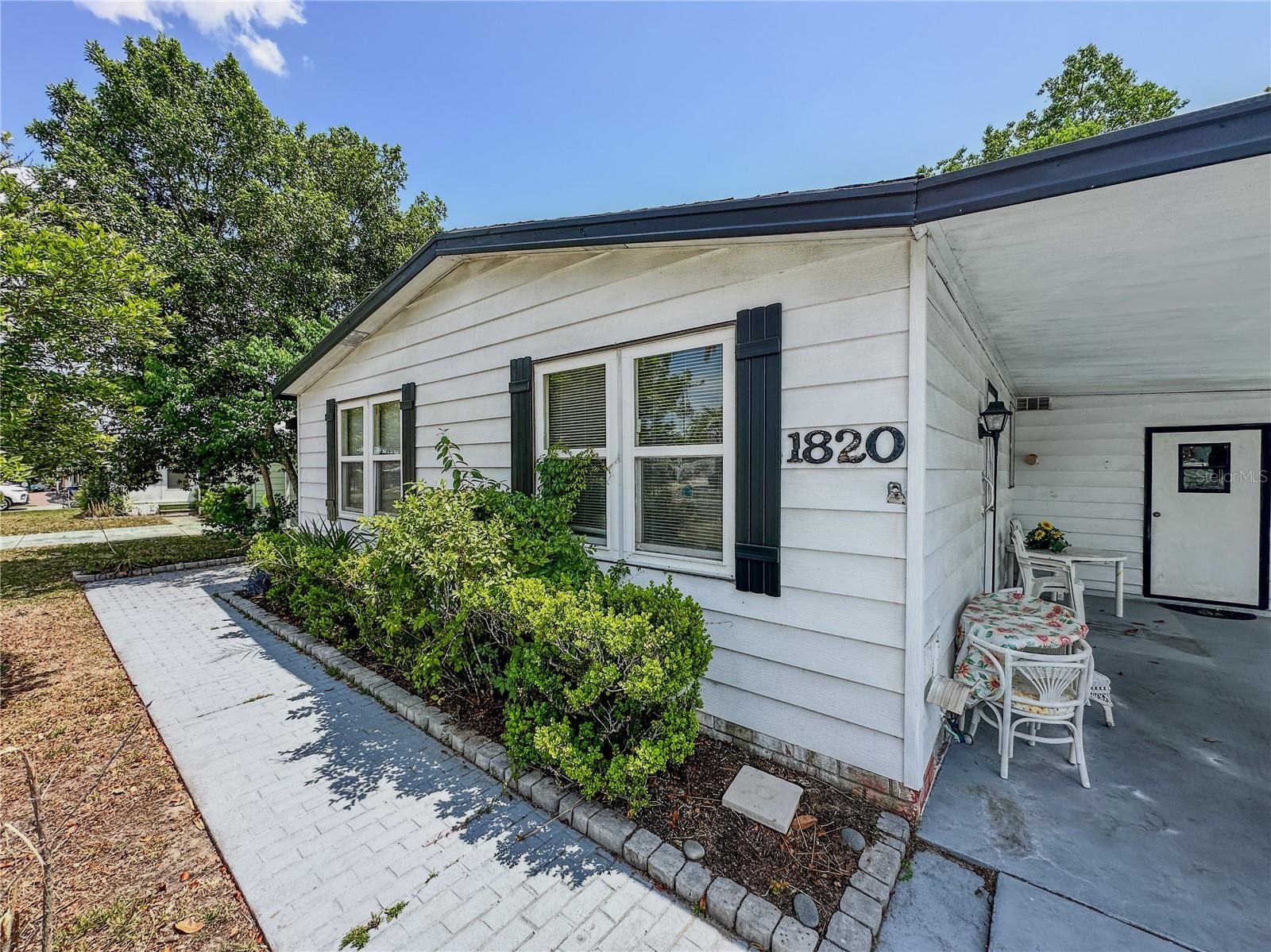 1820 W SCHWARTZ BLVD #8, LADY LAKE, FL, 32159