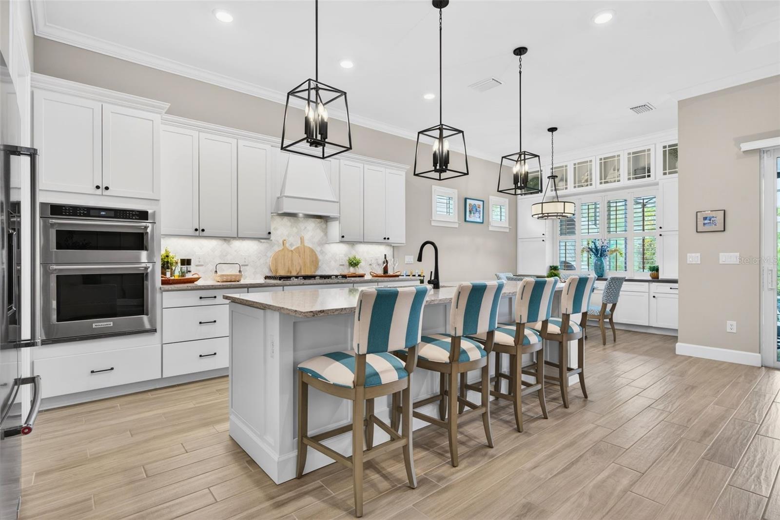 10100 CORAL SHORE DR, ENGLEWOOD, FL, 34223