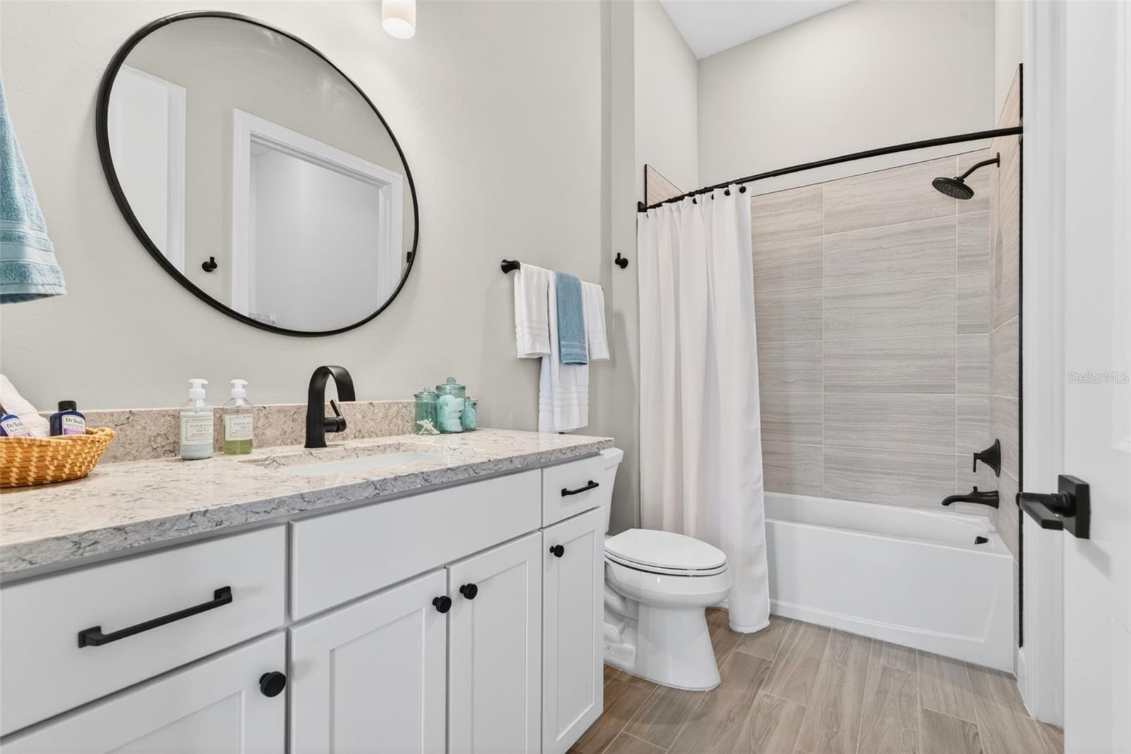 10100 CORAL SHORE DR, ENGLEWOOD, FL, 34223