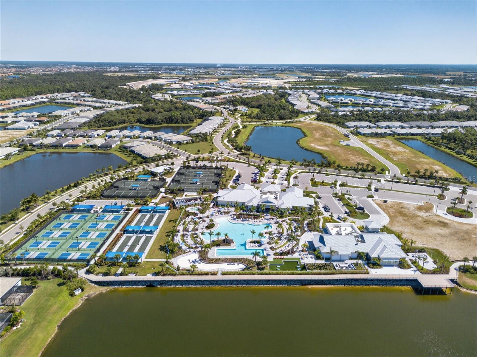 10100 CORAL SHORE DR, ENGLEWOOD, FL, 34223