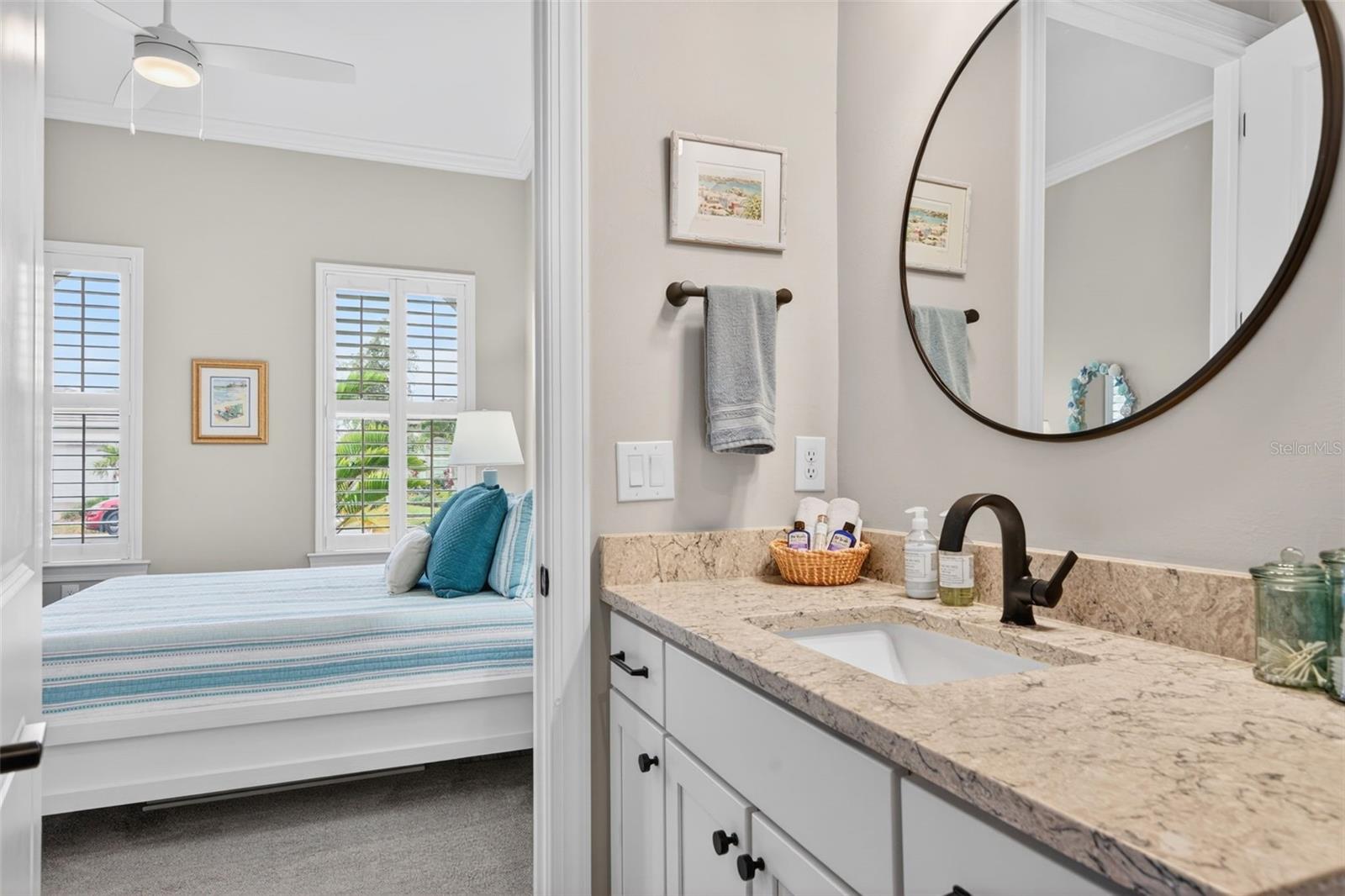 10100 CORAL SHORE DR, ENGLEWOOD, FL, 34223