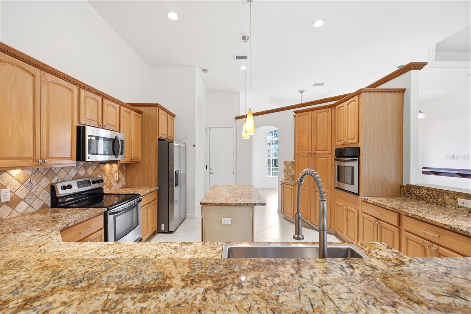 130 LINDER DR, HOMOSASSA, FL, 34446