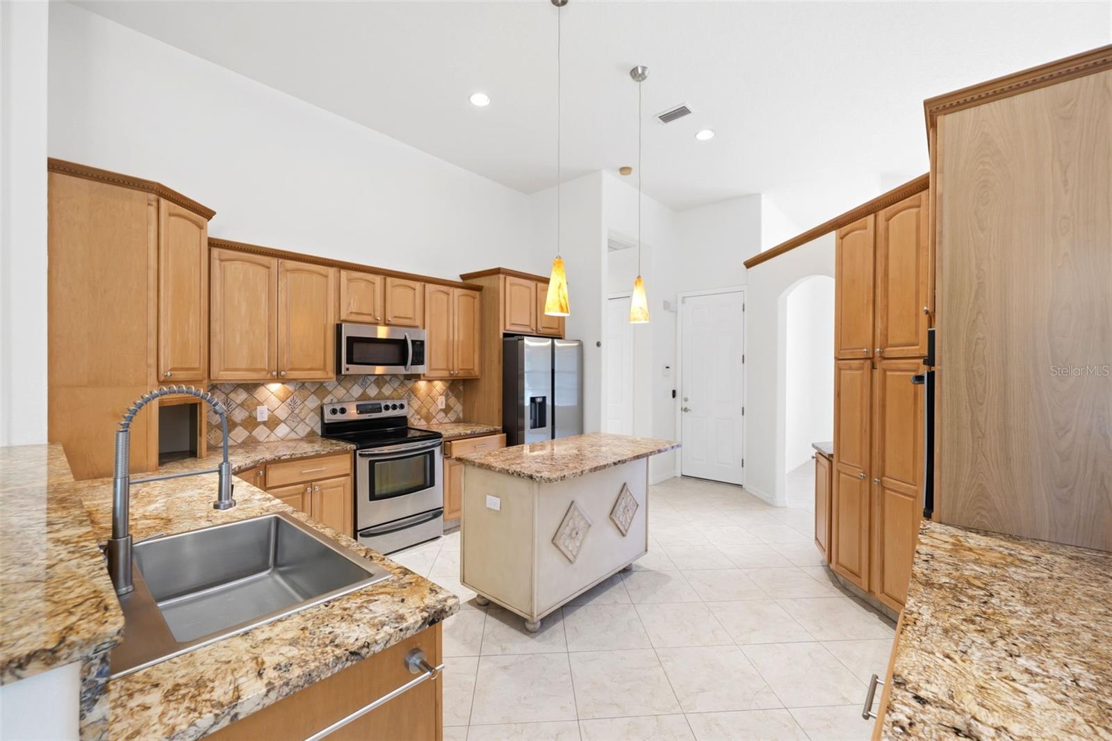 130 LINDER DR, HOMOSASSA, FL, 34446