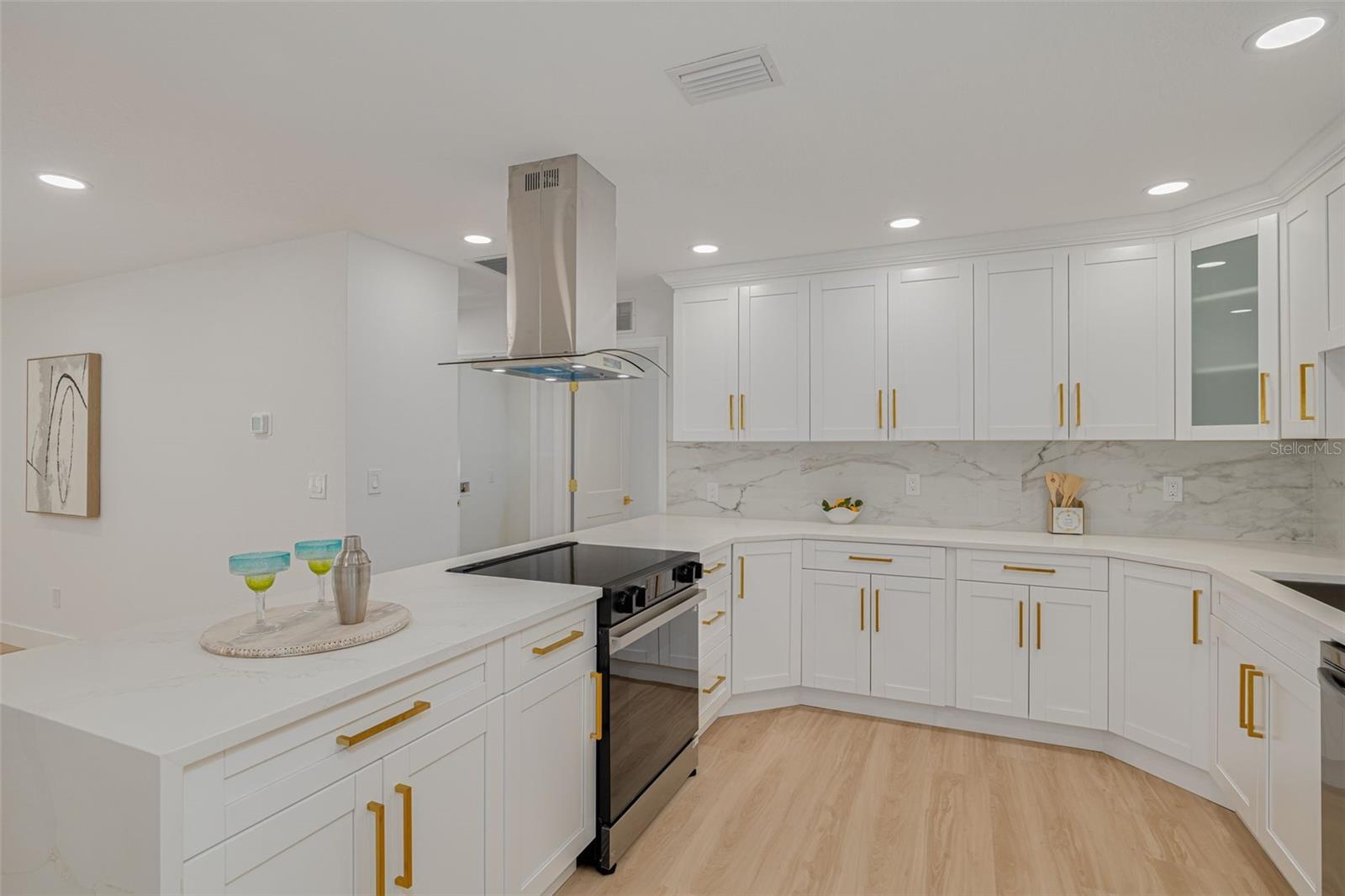 11785 108TH AVE N, LARGO, FL, 33778