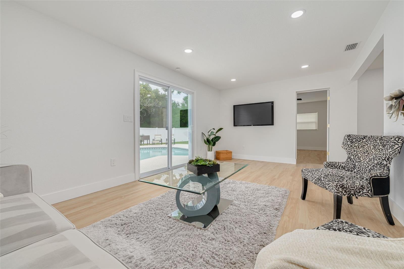 11785 108TH AVE N, LARGO, FL, 33778