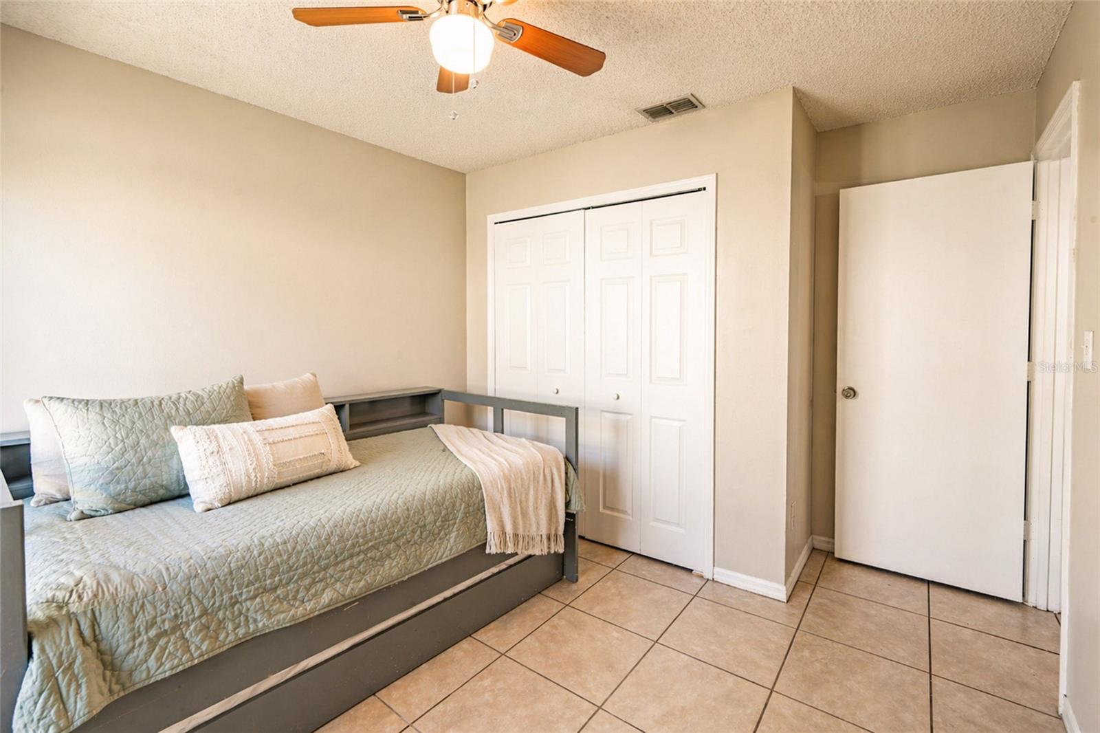 15816 OAKLAND CT, CLERMONT, FL, 34711