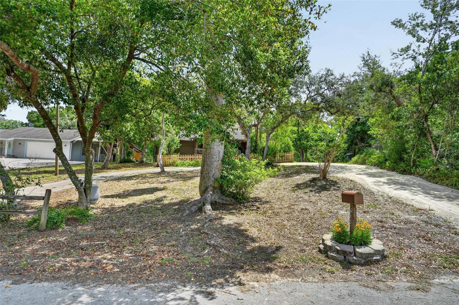 213 BUENA VISTA ST, DEBARY, FL, 32713