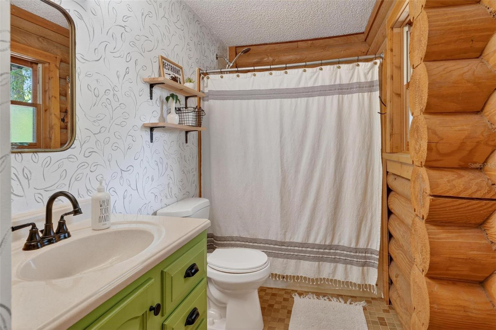 213 BUENA VISTA ST, DEBARY, FL, 32713