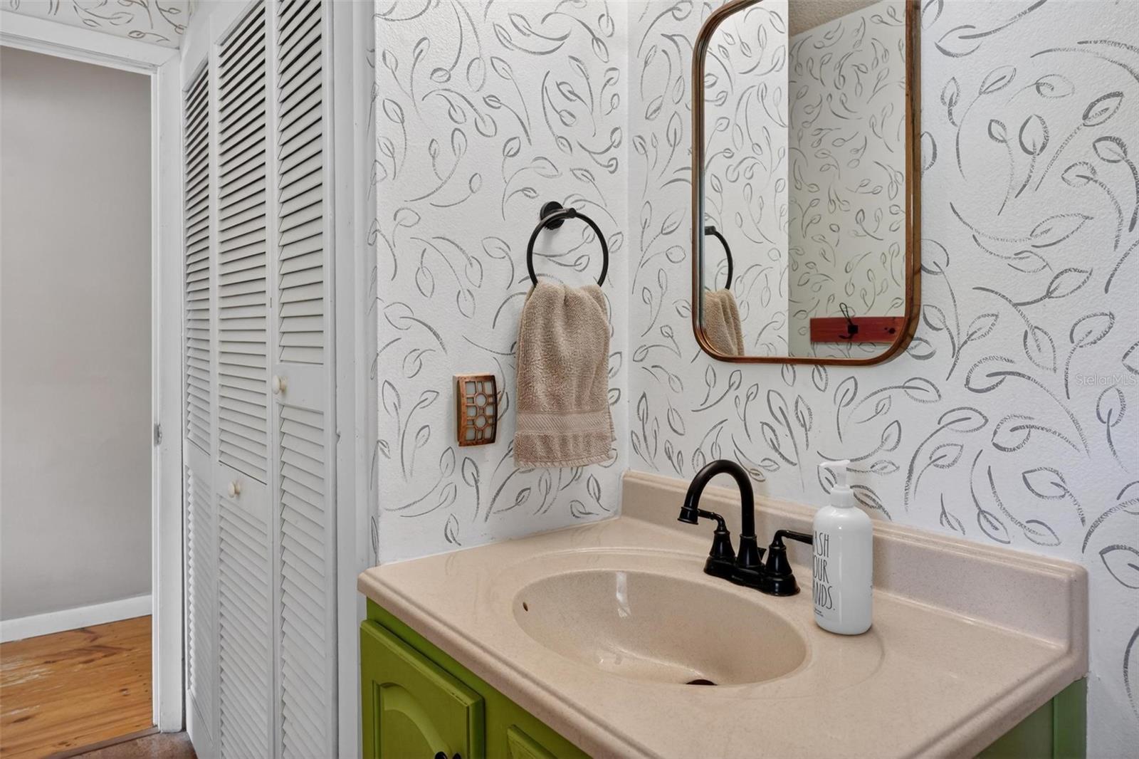 213 BUENA VISTA ST, DEBARY, FL, 32713