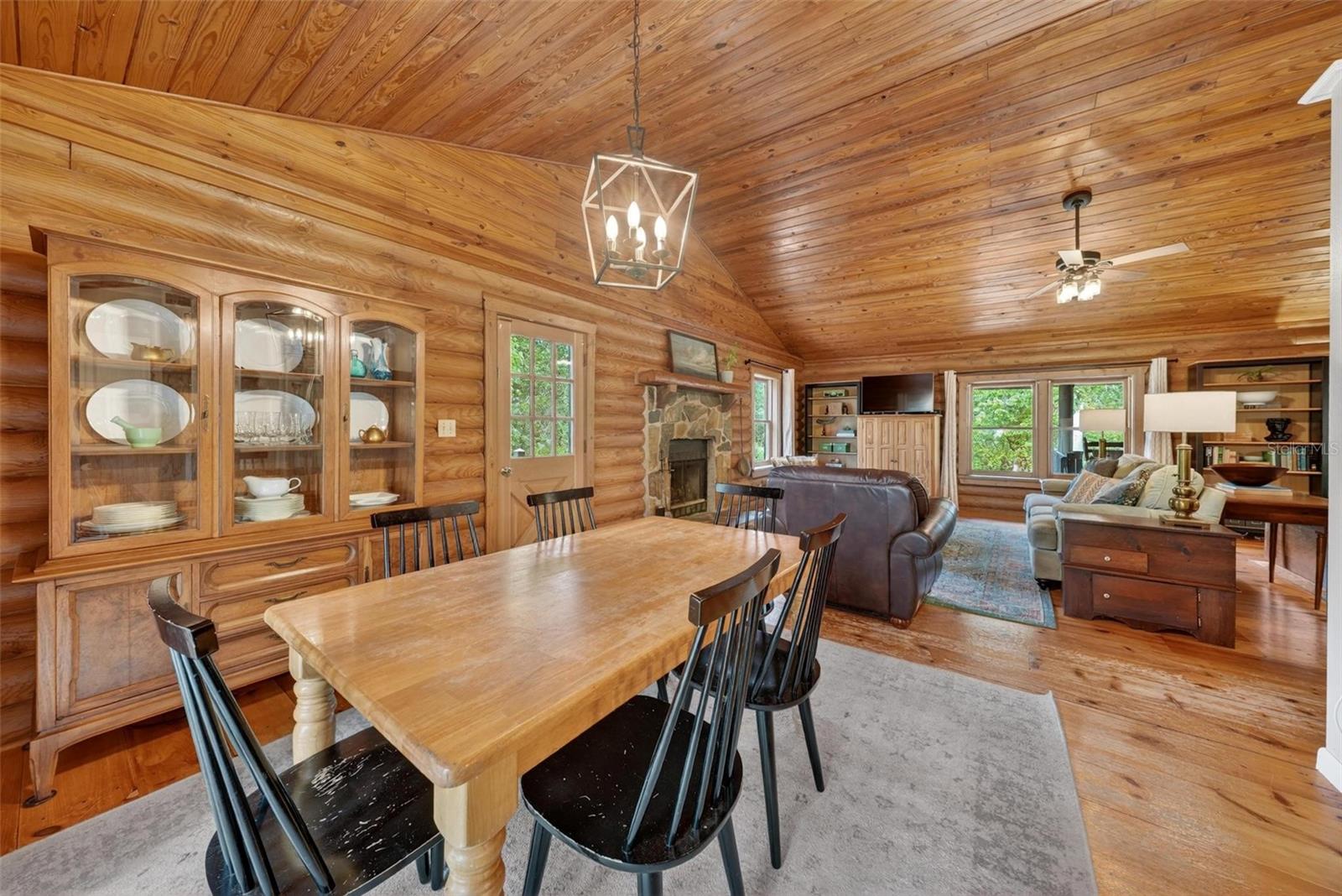 213 BUENA VISTA ST, DEBARY, FL, 32713