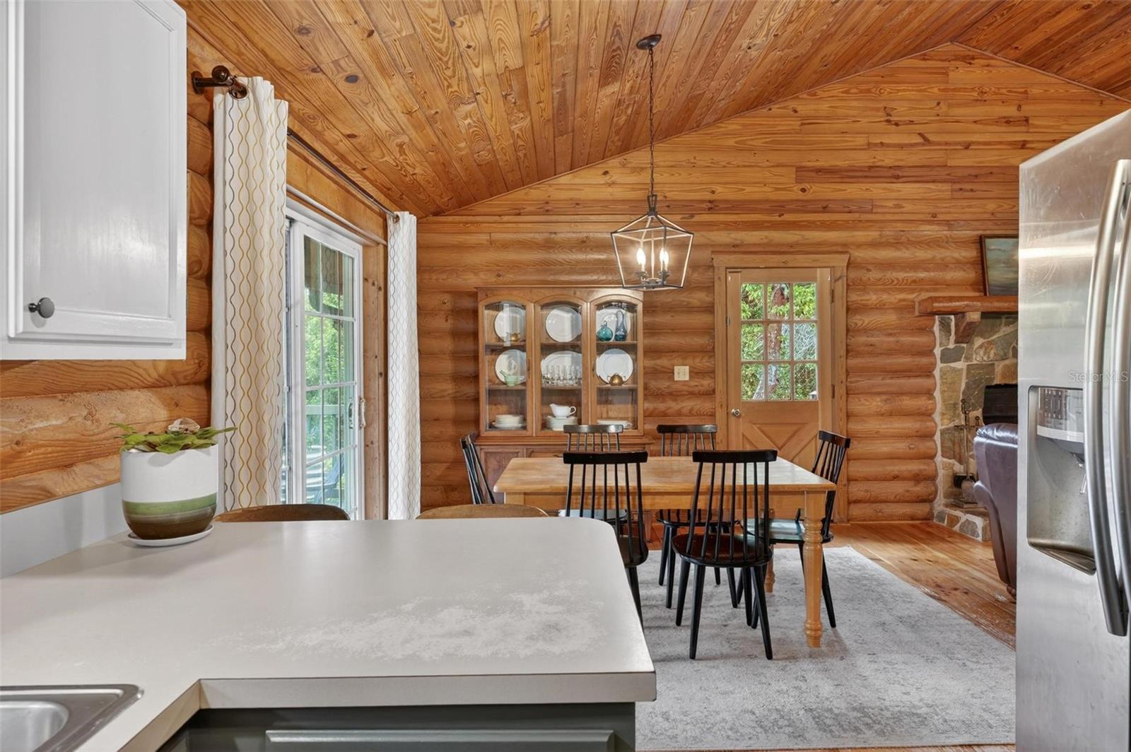 213 BUENA VISTA ST, DEBARY, FL, 32713