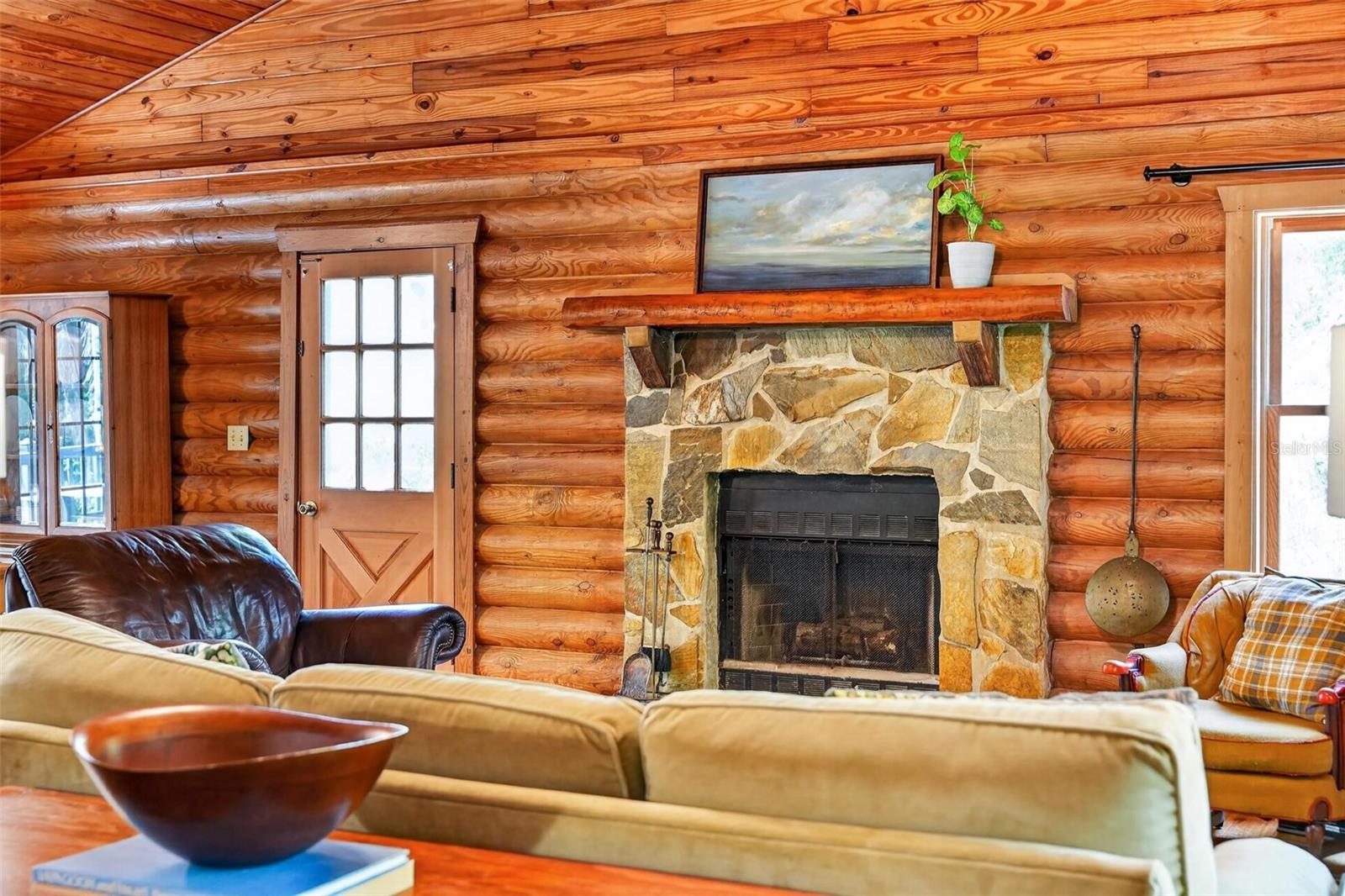 213 BUENA VISTA ST, DEBARY, FL, 32713