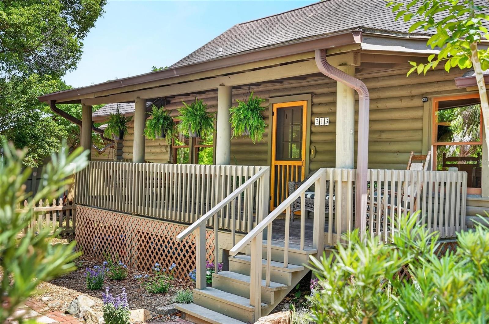 213 BUENA VISTA ST, DEBARY, FL, 32713