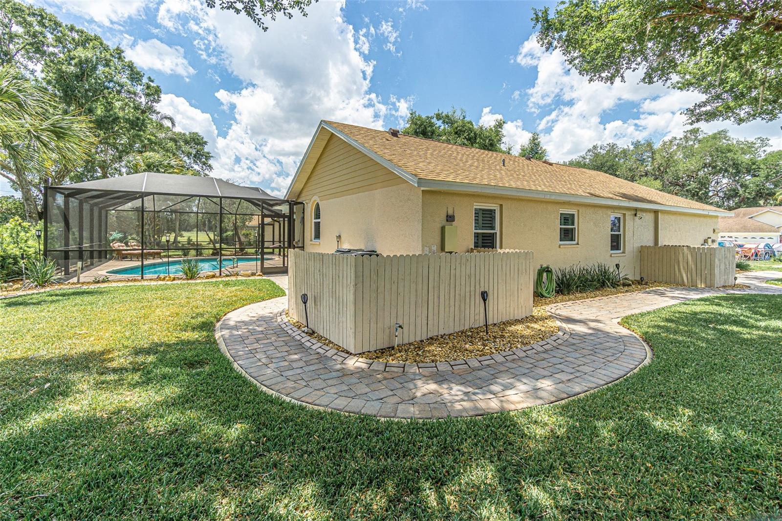 6132 SILVER OAKS DR, ZEPHYRHILLS, FL, 33542