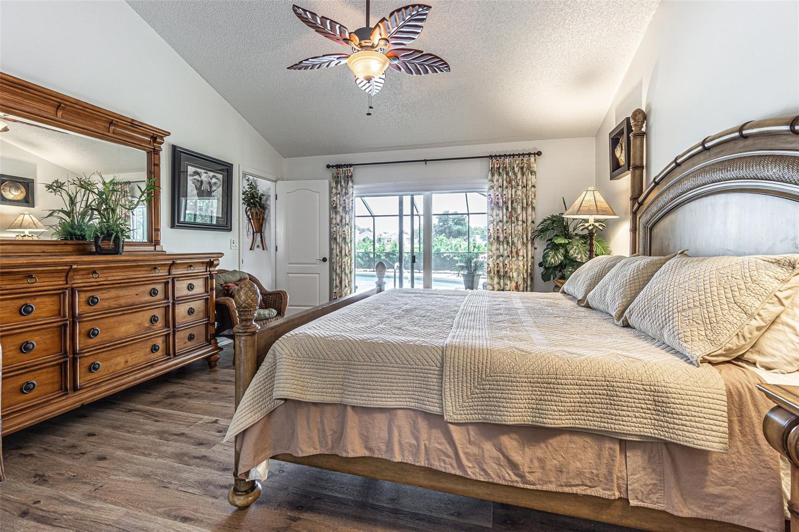 6132 SILVER OAKS DR, ZEPHYRHILLS, FL, 33542