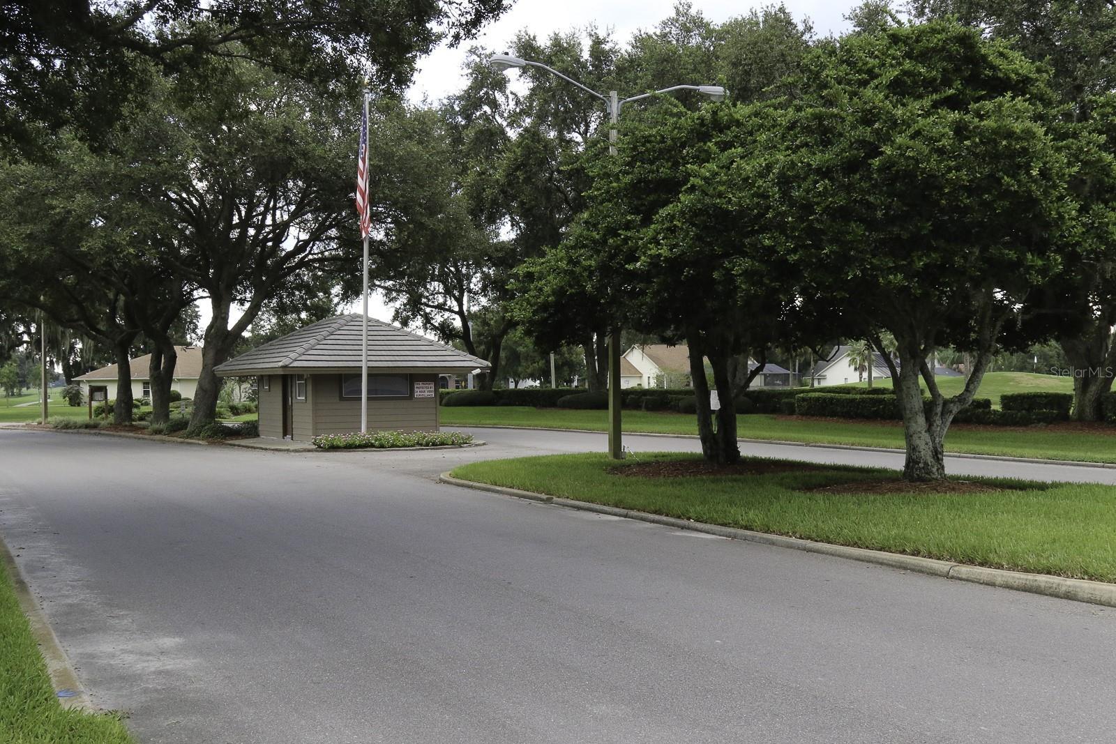 6132 SILVER OAKS DR, ZEPHYRHILLS, FL, 33542