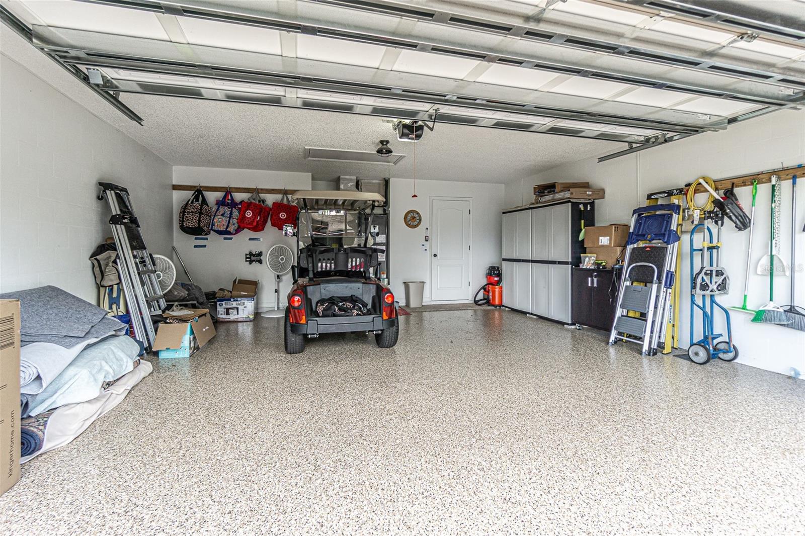 6132 SILVER OAKS DR, ZEPHYRHILLS, FL, 33542