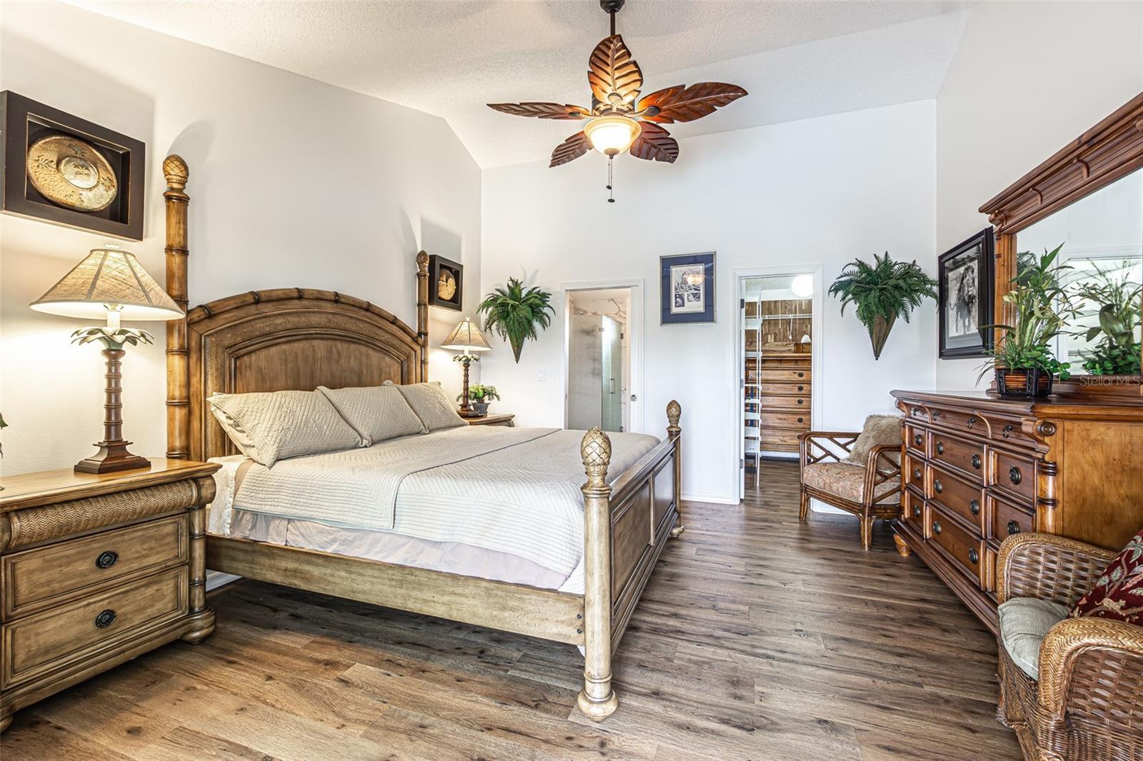 6132 SILVER OAKS DR, ZEPHYRHILLS, FL, 33542