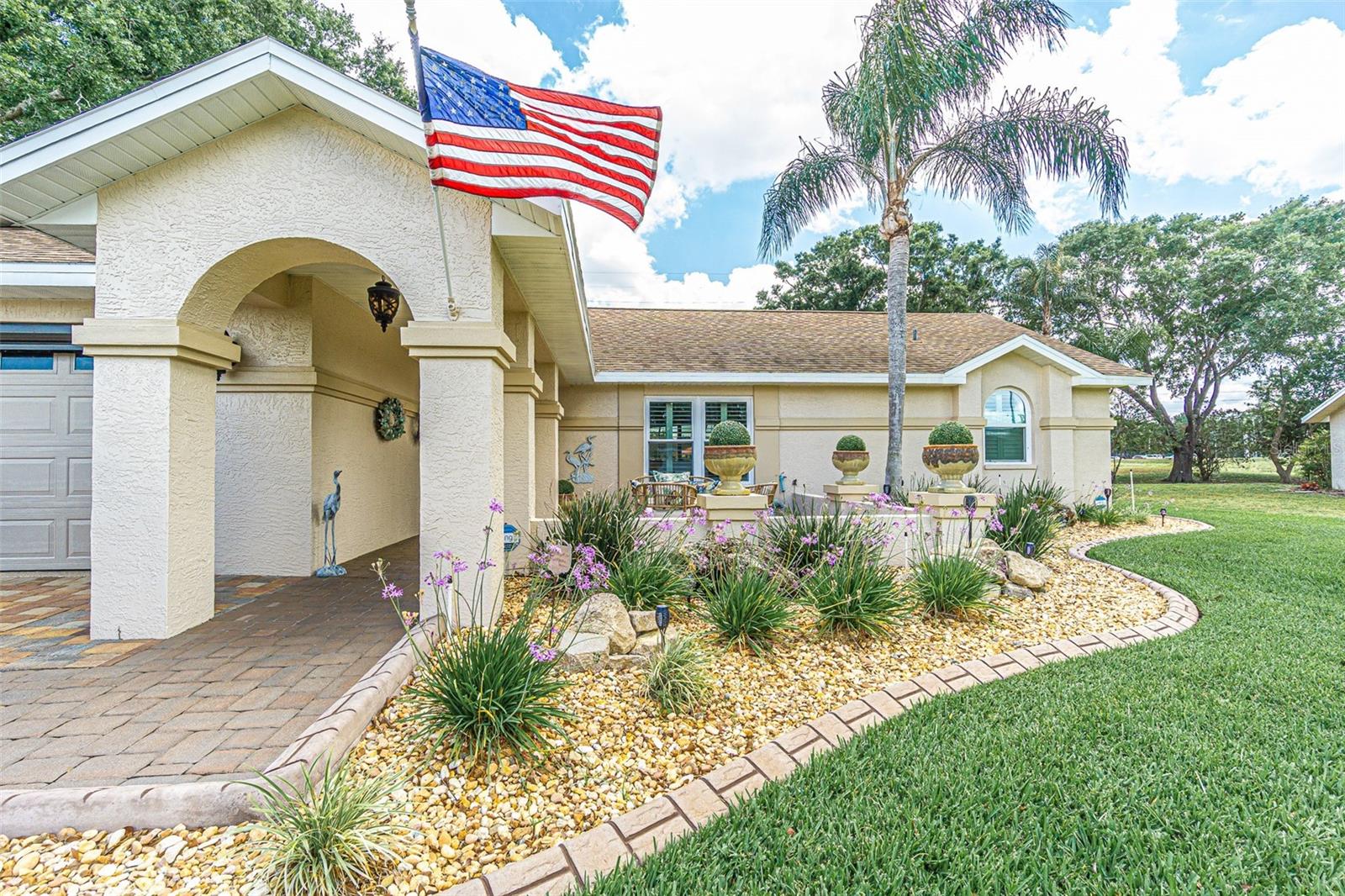 6132 SILVER OAKS DR, ZEPHYRHILLS, FL, 33542