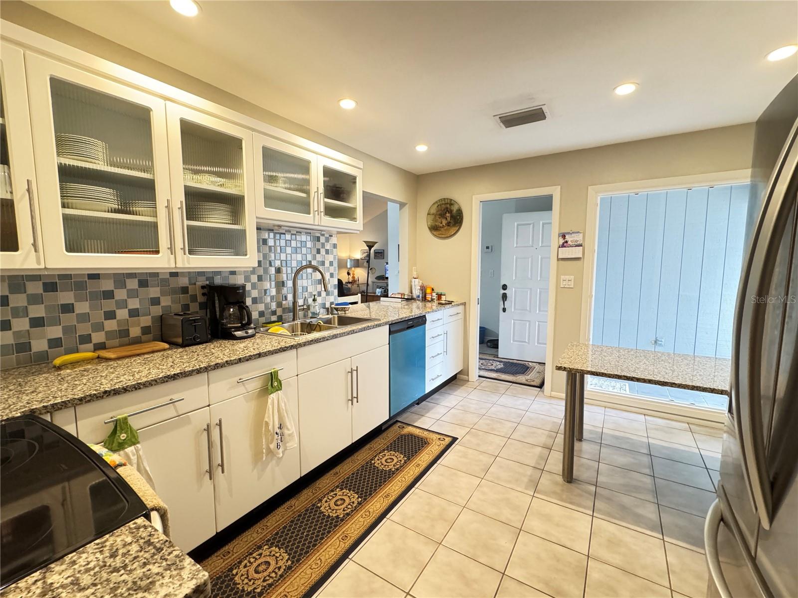 5371 CRESTLAKE BLVD #68, SARASOTA, FL, 34233