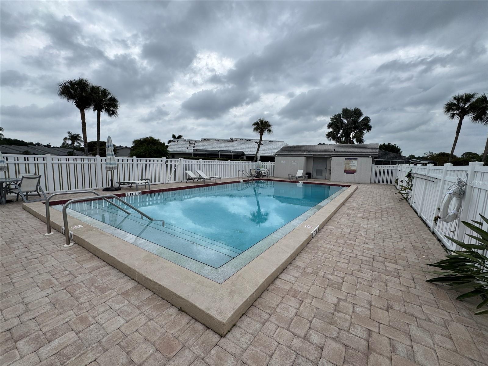 5371 CRESTLAKE BLVD #68, SARASOTA, FL, 34233