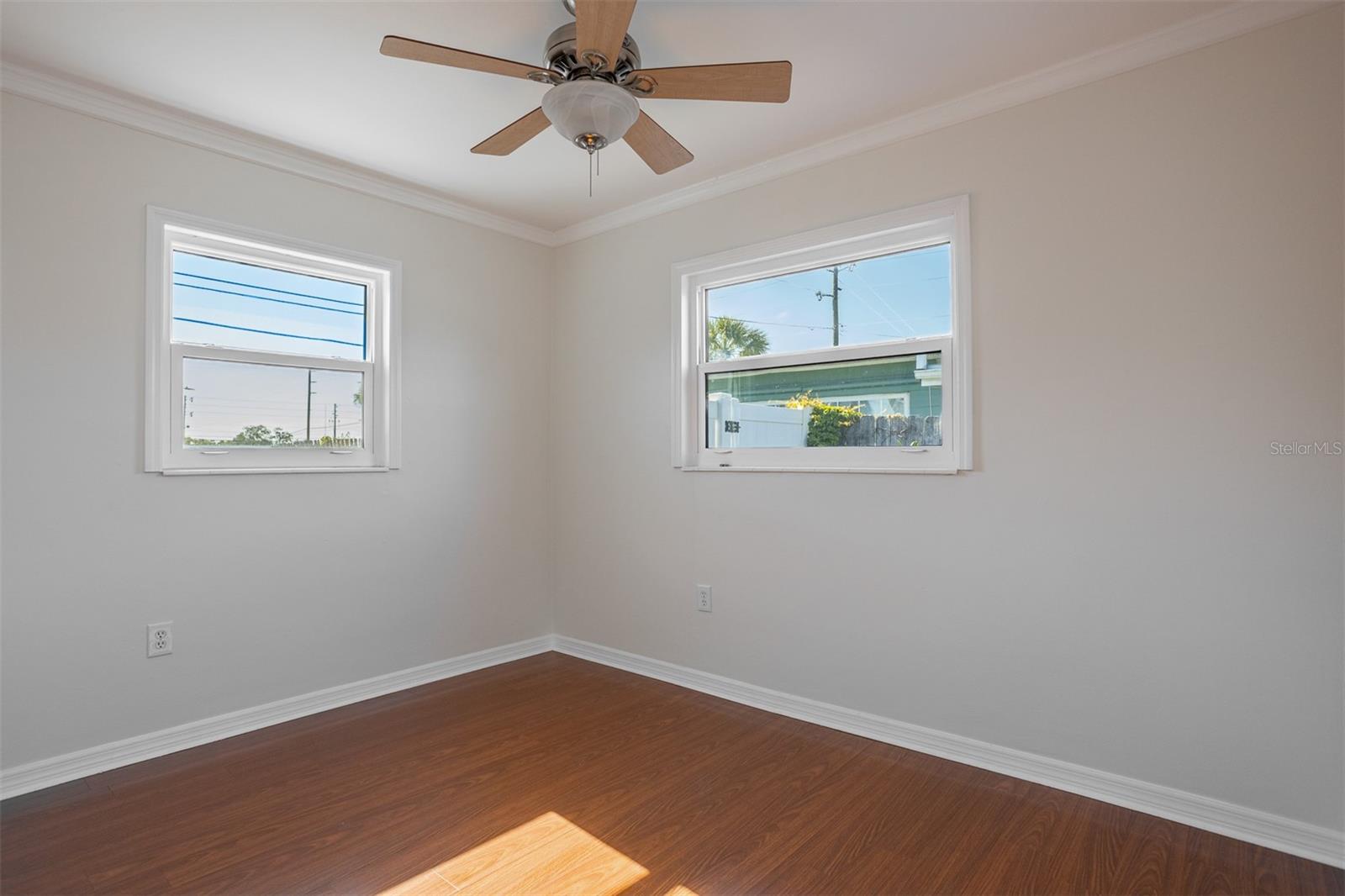 9317 CRESTVIEW ST, SEMINOLE, FL, 33772