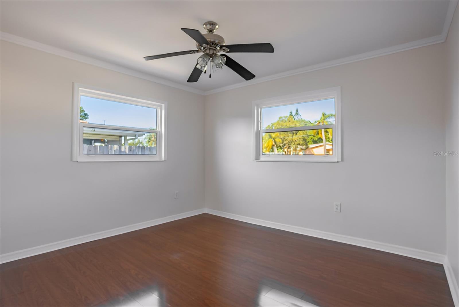 9317 CRESTVIEW ST, SEMINOLE, FL, 33772